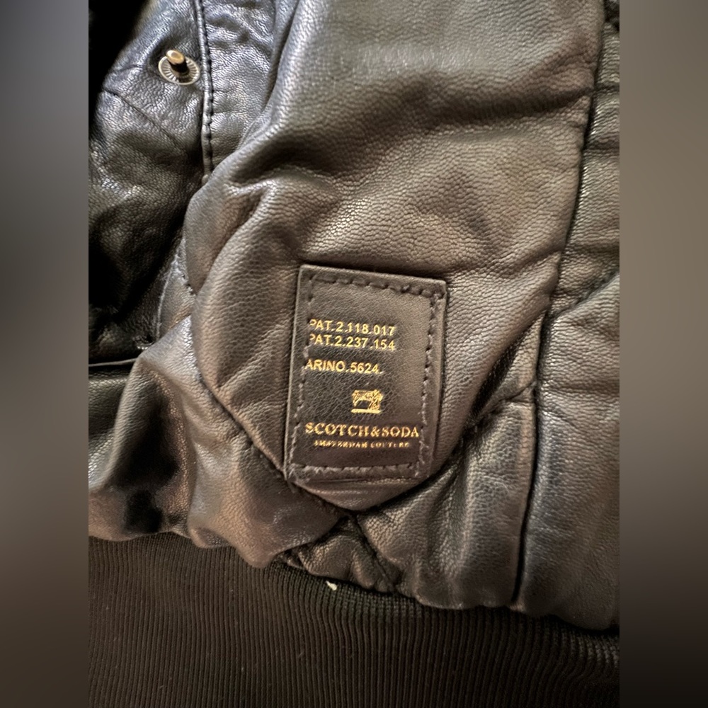 Scotch & Soda Black Quilted Bomber Jacket - Picture 5 of 12